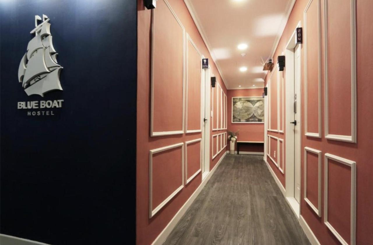 Blueboat Hostel Jeonju Bagian luar foto