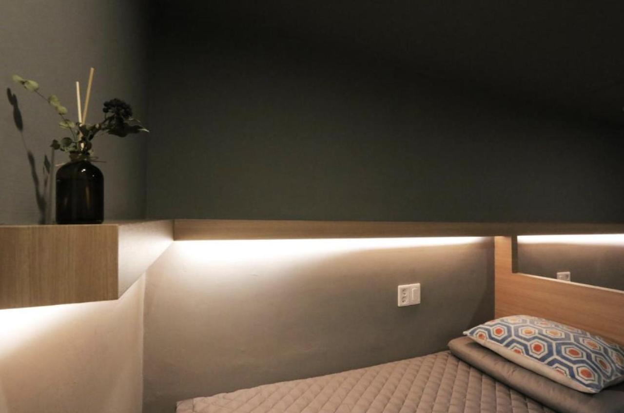 Blueboat Hostel Jeonju Bagian luar foto