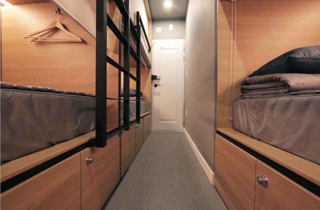 Blueboat Hostel Jeonju Bagian luar foto